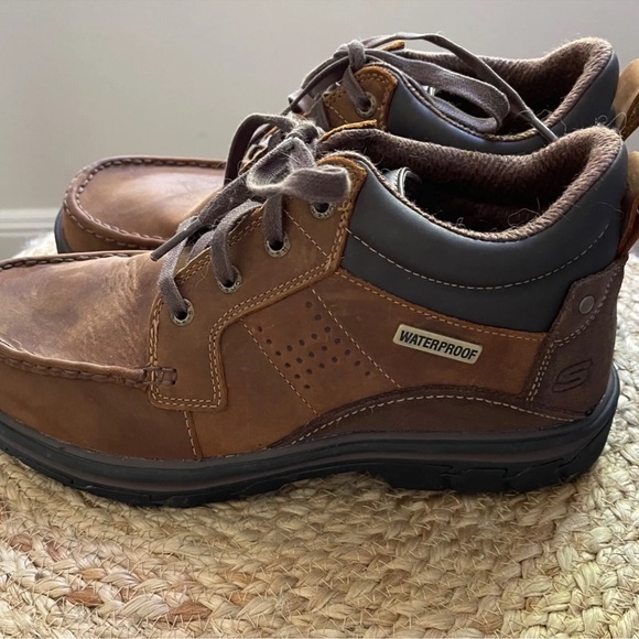 Men’s Skechers Boots Shoe  Chukka Leather Waterproof  Sz 8 no box Never Worn - Picture 5 of 7